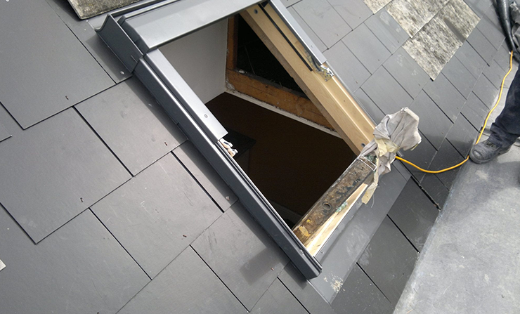 BK COUVERTURE réalise l'installation de fenêtres de toit de la marque Velux Clichy sous-Bois en Seine Saint Denis 93